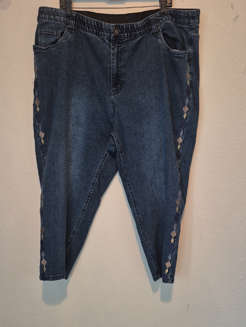 Catherines Dark Blue Cropped Jeans with Side Diamond Embroidery